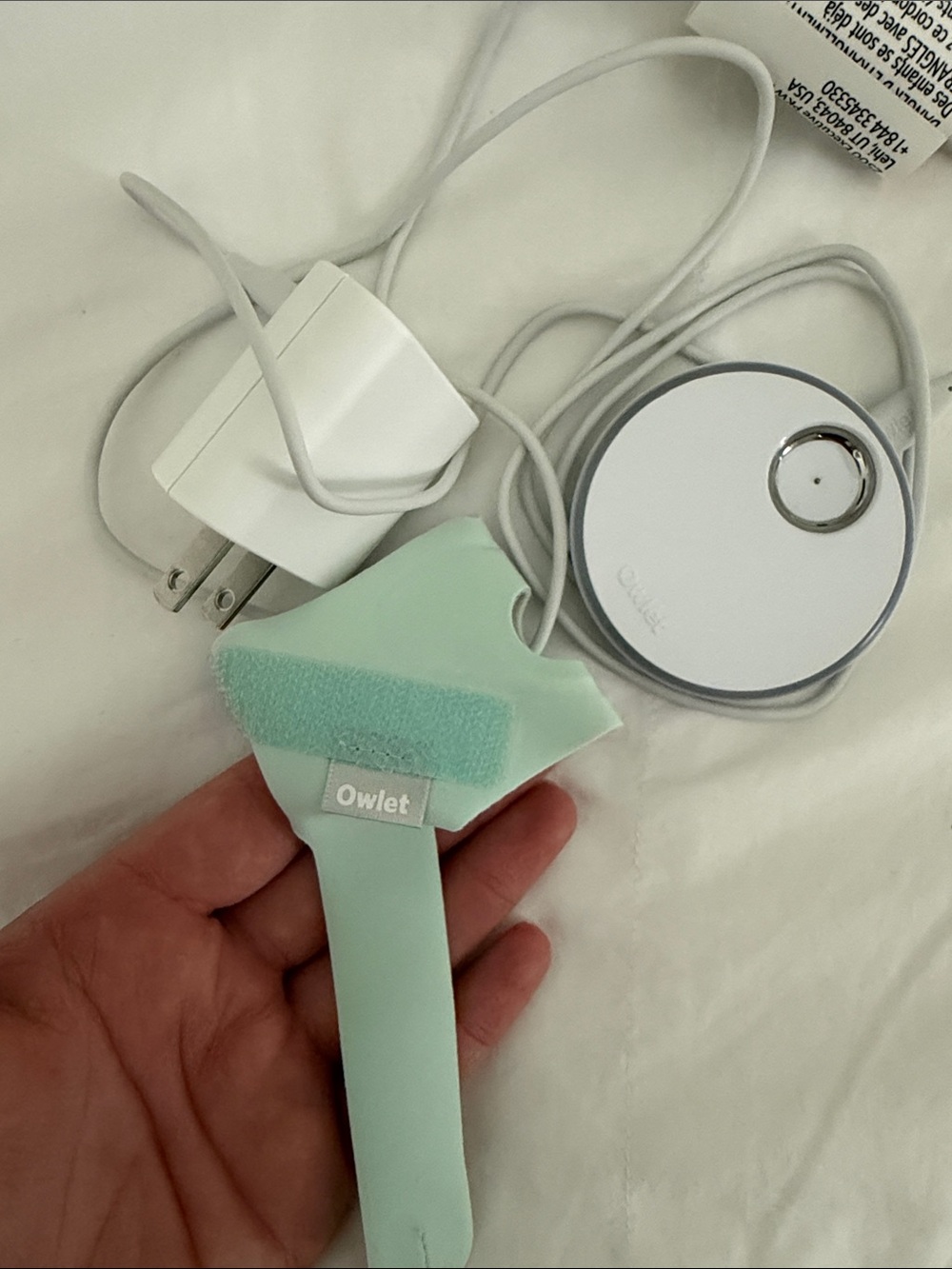 Kids Mint Green Protective Wrist and Finger Pads with Charger - Picture 2 of 3